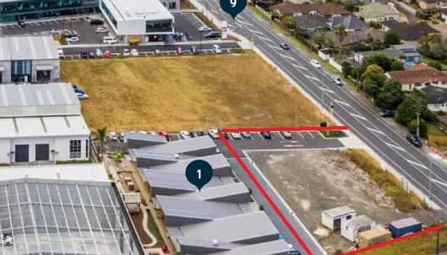 102 Hobsonville Road, Hobsonville