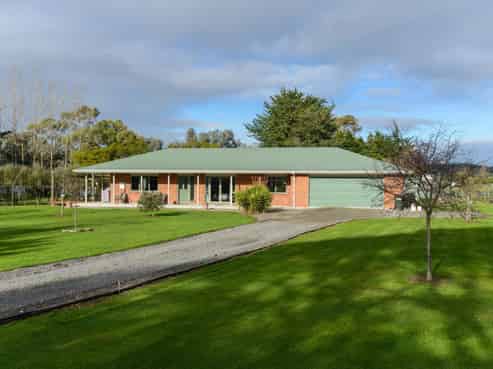 8A Knorp Street, Otane