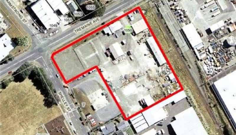 1050 Tremaine Avenue, Takaro