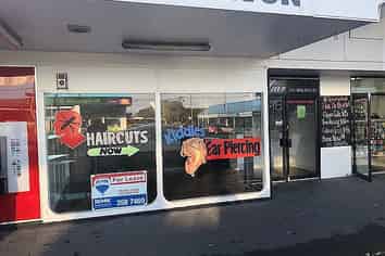 PRIME LOCATION, A real money machine here!