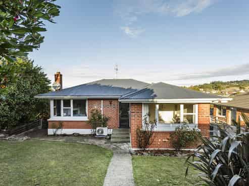 10 Salmond Street, Halfway Bush