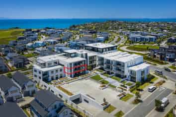 Apartment  Beach and Cavalli Apartments, Long Bay