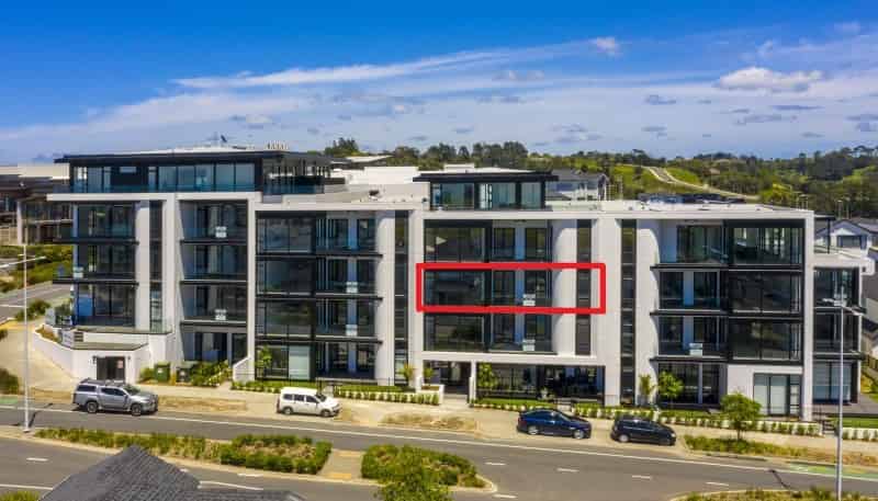 Apartment  Beach and Cavalli Apartments, Long Bay