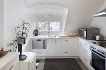 Top floor CBD office space