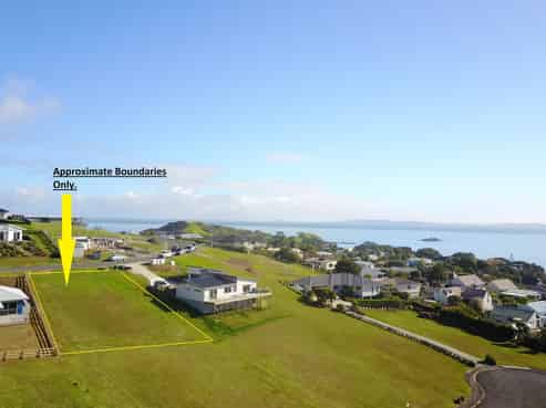 21 Christine Drive, Coopers Beach