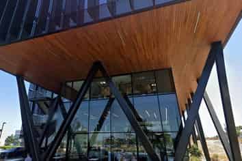 Office in Auckland Airport’s Business Precinct!