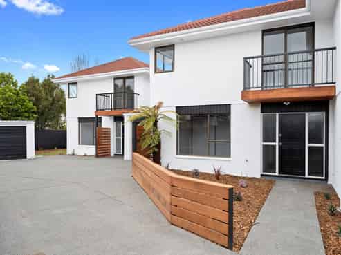 2/91 Beachville Road, Redcliffs