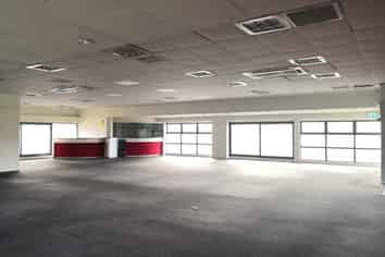 520sqm retail space in the heart of Somerville