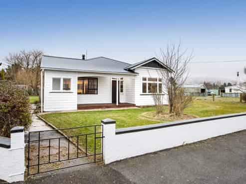 37 Swansea Street, Middlemarch