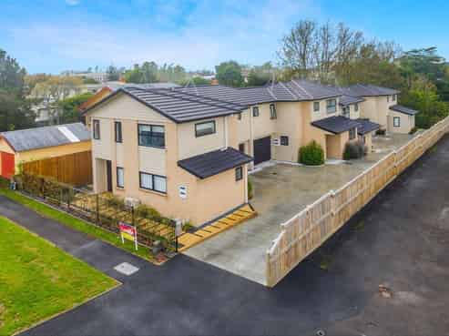 4/3 Manning Street, Hamilton Central