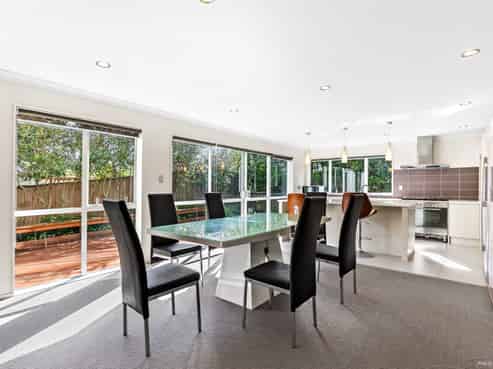 107 Laurel Oak Drive, Albany