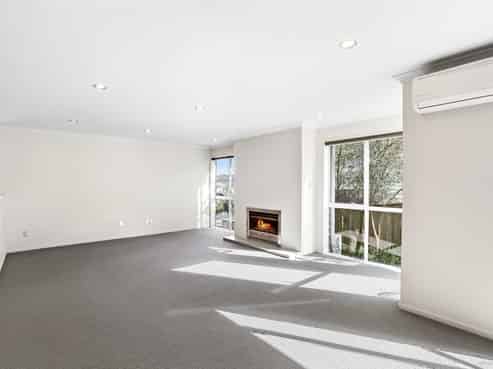 107 Laurel Oak Drive, Albany