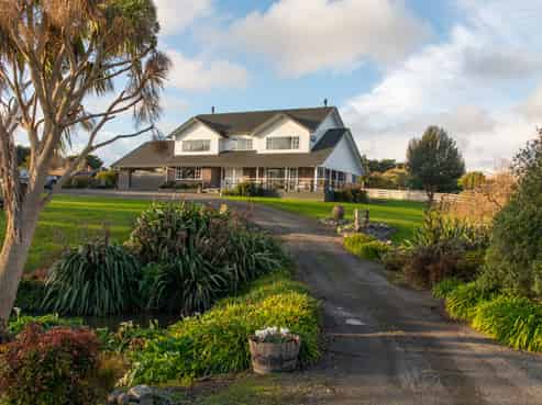 148 Watershed Road, Bunnythorpe