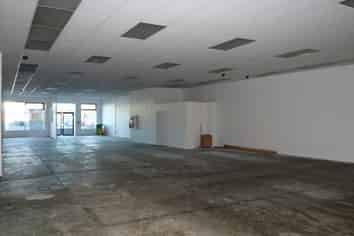 Fantastic Multi-purpose retail site