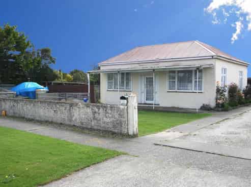 46 Lowe Street, Avenal