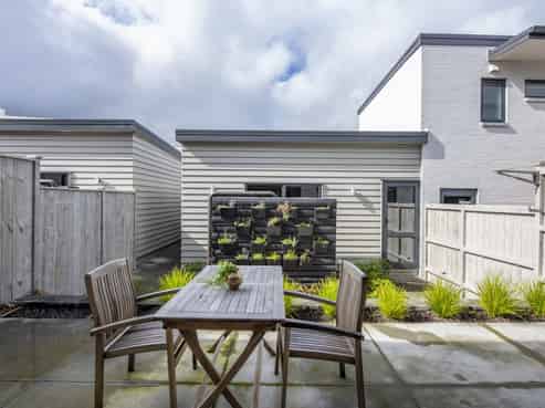45 Eugenia Rise, Totara Heights