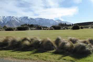 10 Lakeside Drive, Terrace Downs, Windwhistle, Darfield