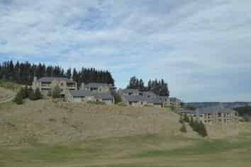 10 Lakeside Drive, Terrace Downs, Windwhistle, Darfield