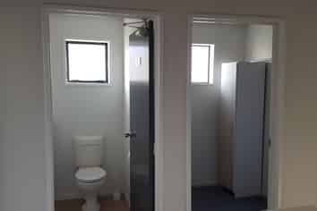 134M² OFFICE TAKANINI