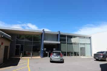 QUALITY OFFICE WITH HIGH NBS