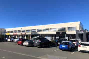 Large floorplate with Parks & Amenities