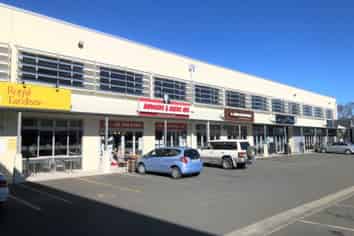 Large floorplate with Parks & Amenities