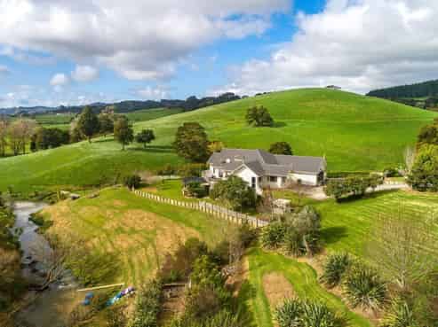 102 Fitzpatrick Road, Brookby