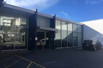 Showroom or Office - Kilbirnie Plaza