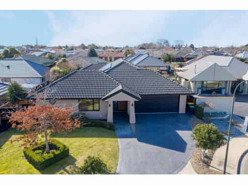 7 Baltic Place, Northwood