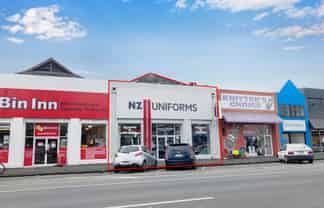 High profile Crawford Street retail/showroom