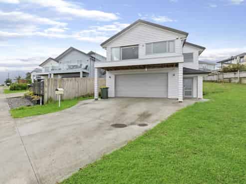 257 Alec Craig Way, Gulf Harbour