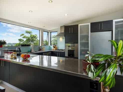 63B Sunset Road, Totara Vale