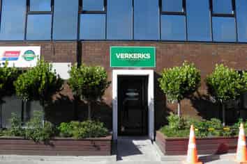 Ground Floor Offices & Chiller