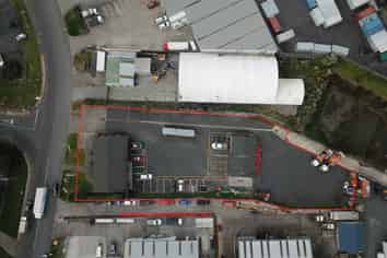 YARD / OFFICE  / WORKSHOP