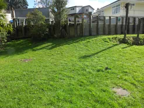 12A Crystal Avenue, Glendene