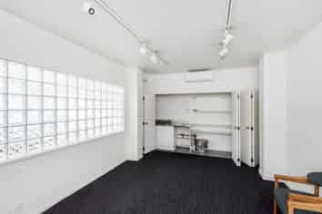 OFFICE WITH CITY VIEWS