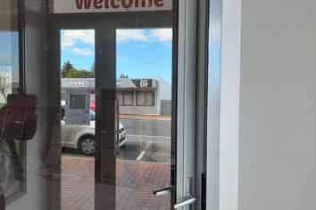 Shops available, Kihikihi