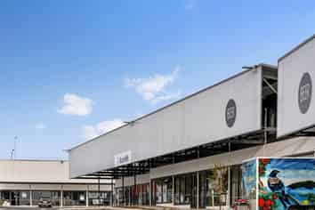 Brand new retail units for sale or lease