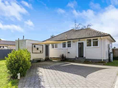 11 Raukawa Crescent, Wairakei and Surrounds