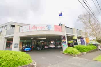 Rare Opportunity in the Heart of St Lukes