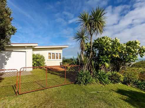 11A Awakino Heads Road, Awakino