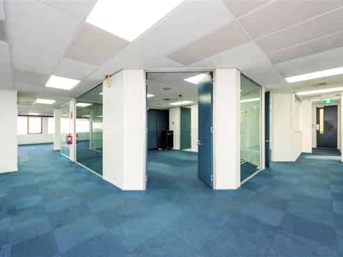 Excellent Flexible Office! - Up to 1,904m²