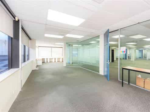 Excellent Flexible Office! - Up to 1,904m²