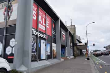 Ideal for big box destination shoppers