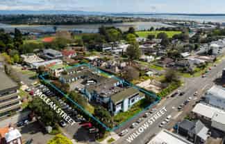 STRATEGIC CBD CORNER SITE - LONG LEASE OR DEVELOP