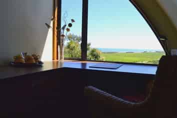 Luxurious Boutique Lodge - Vendors Negotiable 