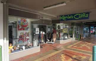 Kamla's Gift Shop - Business Only