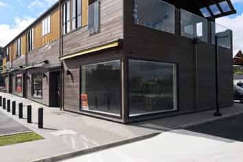 Brand New - Prime for Takeaways / Cafe / Hot Bread or the like