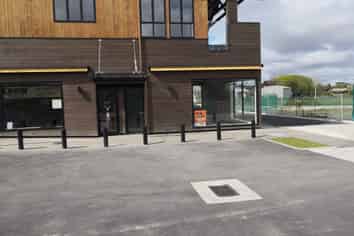 Brand New - Prime for Takeaways / Cafe / Hot Bread or the like