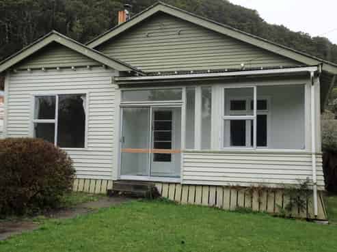 2280 State Highway 7, Ngahere